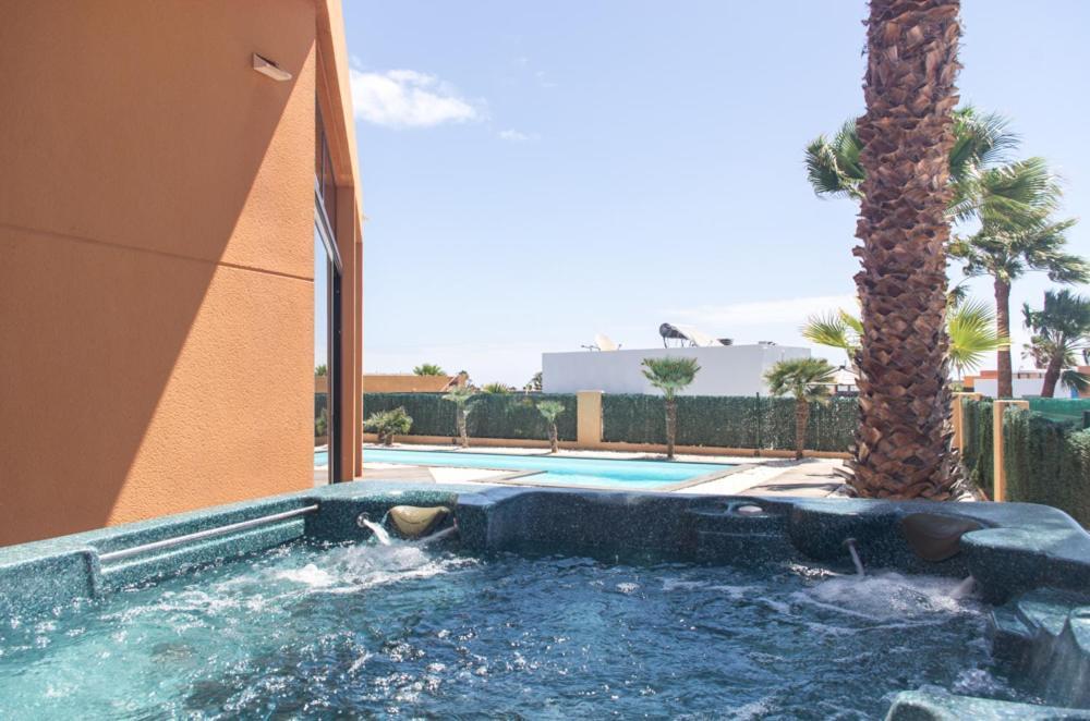 Villa La Marosca - Jacuzzi, Private Pool, 3 Bedrooms Caleta De Fuste Esterno foto
